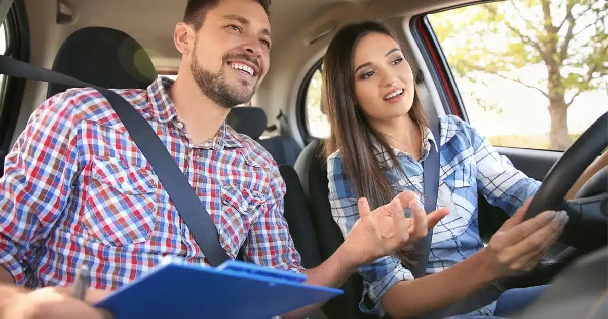 How to Choose the Best Driving School in Coquitlam